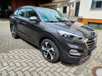 Gebraucht Hyundai Tucson 185 PS (136 kW) 2017 Grau SUV