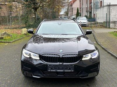 Gebraucht BMW 320 190 PS (139 kW) 2022 Schwarz Kombi