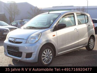 Gebraucht Daihatsu Cuore 69 PS (50 kW) 2012 Silber Kleinwagen
