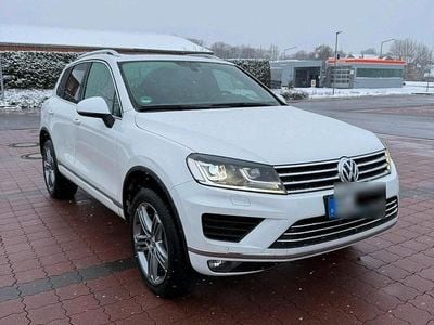 Gebraucht VW Touareg R-line 262 PS (192 kW) 2015 Weiß SUV
