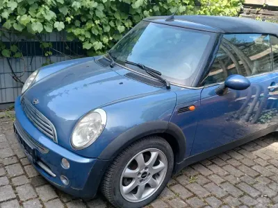Usata Mini Cooper Cabriolet 116 CV (85 kW) 2005 Blu Cabrio