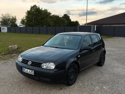Gebraucht VW Golf IV 101 PS (74 kW) 2001 Schwarz Kleinwagen