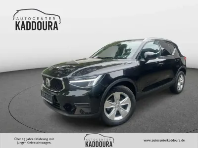 Używany Volvo XC40 Core 163 KM (119 kW) 2025 Czarny SUV