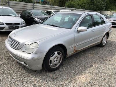 Mercedes C200