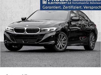 Gebraucht BMW 330e Sport Line 292 PS (214 kW) 2024 Schwarz Limousine