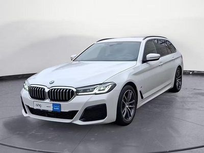 Gebraucht BMW 520 M Sport 190 PS (139 kW) 2024 Weiß Kombi