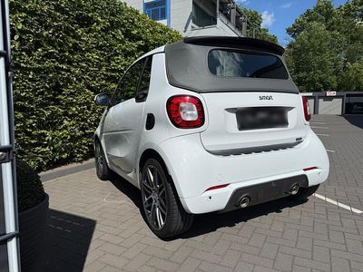 Gebraucht Smart ForTwo Cabrio Brabus Xclusive 109 PS (80 kW) 2016 Weiß Cabrio