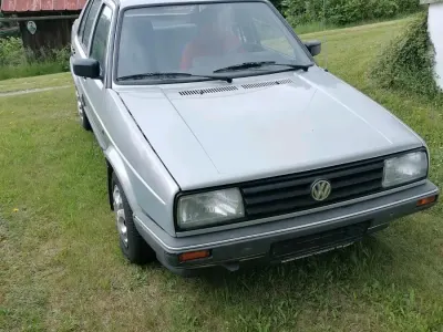 Gebraucht VW Jetta 53 PS (38 kW) 2026 Grau Limousine