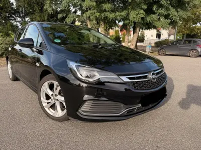 Gebraucht Opel Astra Sport 125 PS (91 kW) 2018 Schwarz Limousine