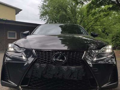 Lexus IS300h
