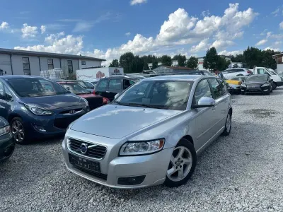 Gebraucht Volvo V50 114 PS (83 kW) 2011 Grau Kombi