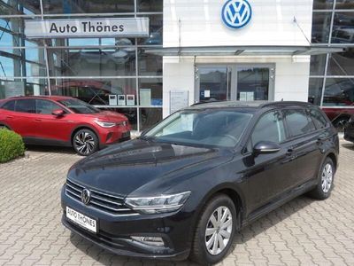 Gebraucht VW Passat 122 PS (89 kW) 2020 Schwarz Kombi