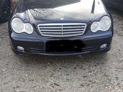Gebraucht Mercedes C180 143 PS (105 kW) 2004 Schwarz Limousine