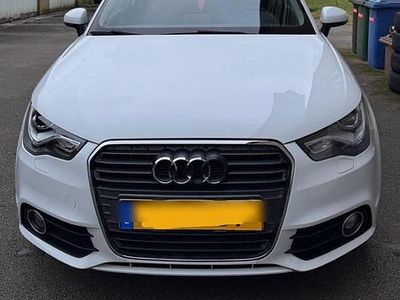 Gebraucht Audi A1 90 PS (66 kW) 2014 Weiß Kleinwagen