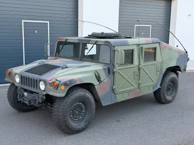 Gebraucht Hummer H1 135 PS (99 kW) 1989 Grün SUV