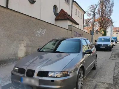 Gebraucht Seat Leon 131 PS (96 kW) 2005 Silber Kleinwagen