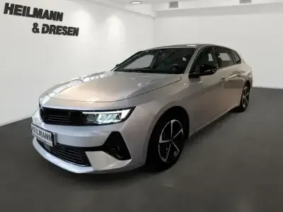 Gebraucht Opel Astra 131 PS (96 kW) 2024 Hellgrau Kombi
