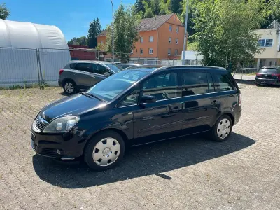 Gebraucht Opel Zafira Edition 140 PS (102 kW) 2006 Saphirschwarz mi2 Van / Kleinbus