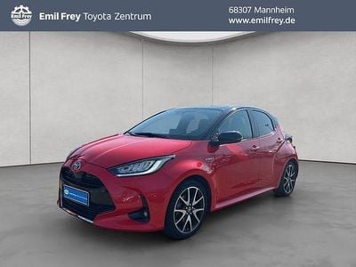Gebraucht Toyota Yaris Hybrid Edition 116 PS (85 kW) 2020 Tokio fusion rot metallic, dach schwarz