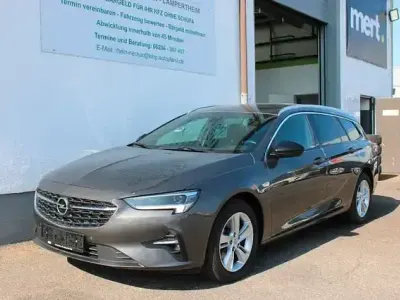 Gebraucht Opel Insignia Business 174 PS (127 kW) 2022 Grau Kombi