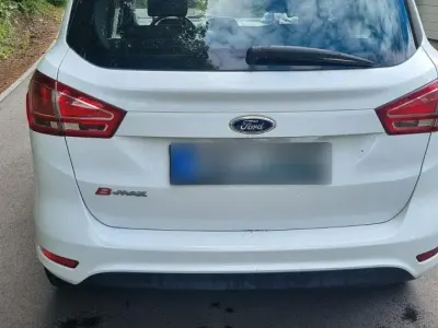 Gebraucht Ford B-MAX Ambiente 90 PS (66 kW) 2015 Weiß Van / Kleinbus