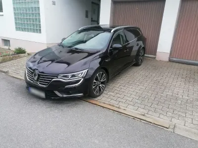 Gebraucht Renault Talisman Initiale Paris 160 PS (117 kW) 2016 Schwarz Kombi