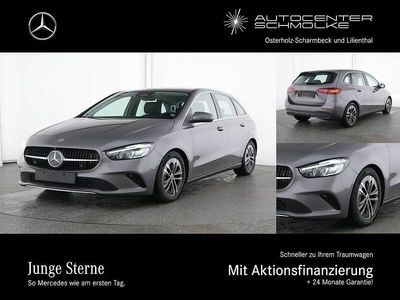 Używany Mercedes B200 Advanced 163 KM (119 kW) 2025 Szary Minivan