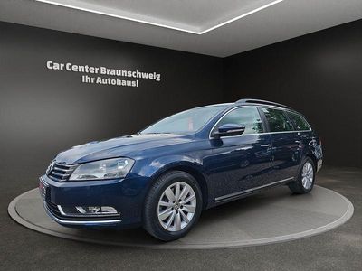 Usata VW Passat 140 CV (102 kW) 2014 Blu Station wagon