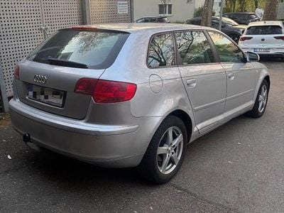 Usata Audi A3 Sport 116 CV (85 kW) 2005 Argento Utilitaria