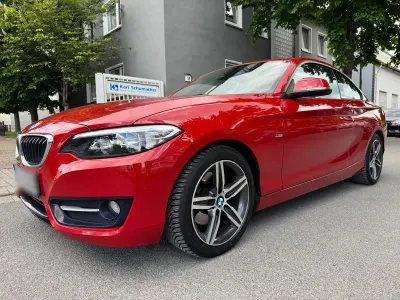 Gebraucht BMW 220 Sport Line 184 PS (135 kW) 2015 Rot Coupé
