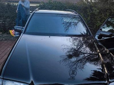 Usata Mercedes C240 Classic 170 CV (125 kW) 1998 Nero Station wagon