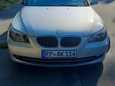 BMW 523