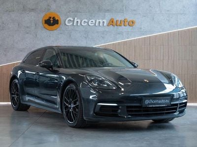 Usado Porsche Panamera Sport Turismo 441 HP (324 kW) 2019 Cinzento Sedan