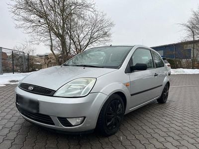 Silber Gebraucht 2005 Ford Fiesta Sport Kleinwagen | 1.900 € (Fairer Preis)