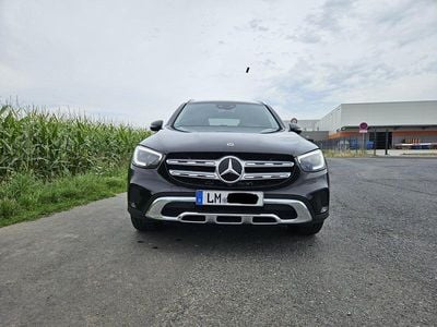 Mercedes GLC300