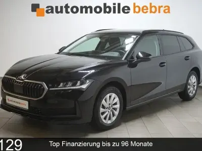 Gebraucht Skoda Superb Essence 150 PS (110 kW) 2025 Schwarz Limousine
