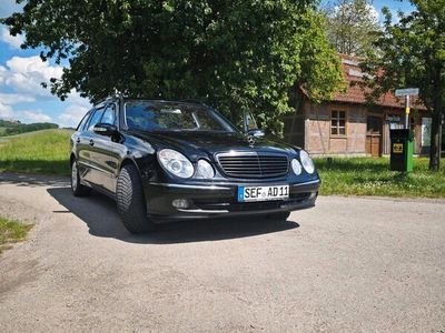 Mercedes E270