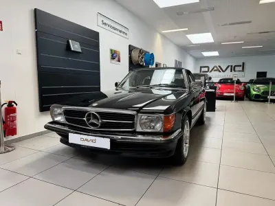 Używany Mercedes 560 242 KM (177 kW) 1986 Czarny Kabriolet