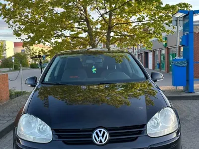 Gebraucht VW Golf V 75 PS (55 kW) 2006 Schwarz Kleinwagen
