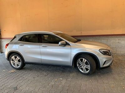 Mercedes GLA220