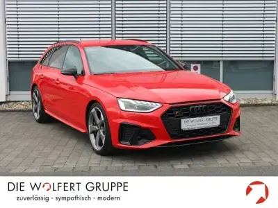 Gebraucht Audi S4 Sport 341 PS (250 kW) 2023 Misanorot perleffekt Kombi
