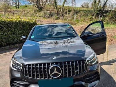 Gebraucht Mercedes GLC300 245 PS (180 kW) 2022 Schwarz Coupé