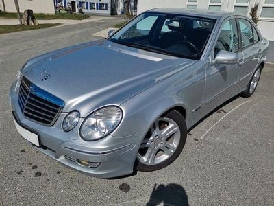 Gebraucht Mercedes E200 184 PS (135 kW) 2008 Silber Limousine