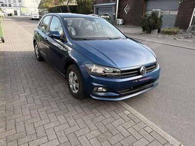 Used VW Polo 95 HP (69 kW) 2018 Blue Hatchback