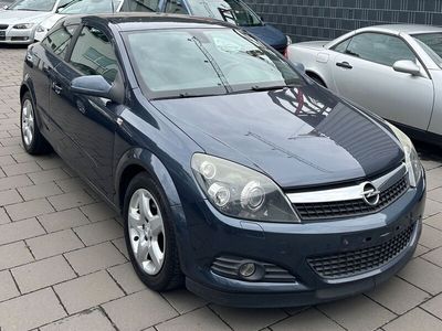 Opel Astra GTC