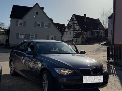 Gebraucht BMW 118 143 PS (105 kW) 2008 Grau Kleinwagen