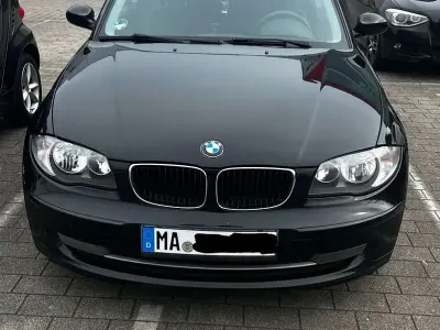 Gebraucht BMW 118 143 PS (105 kW) 2008 Schwarz Kleinwagen