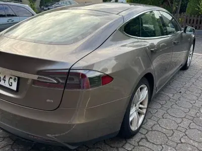 Gebraucht Tesla Model S 278 kW (378 PS) 2015 Beige Kleinwagen