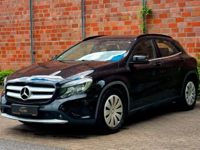 Gebraucht Mercedes GLA200 156 PS (114 kW) 2016 Schwarz SUV