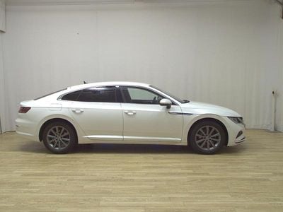 Second-hand VW Arteon 150 CP (110 kW) 2022 Alb Berlinǎ